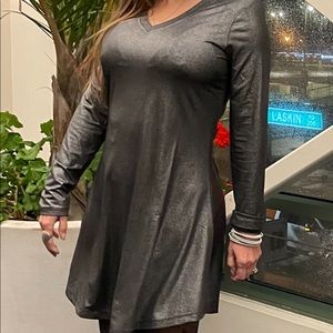 Metallic V-neck dress